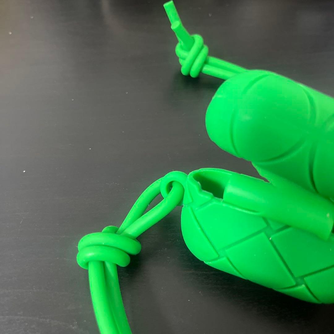 ボッテガヴェネタ AirPodsproケース