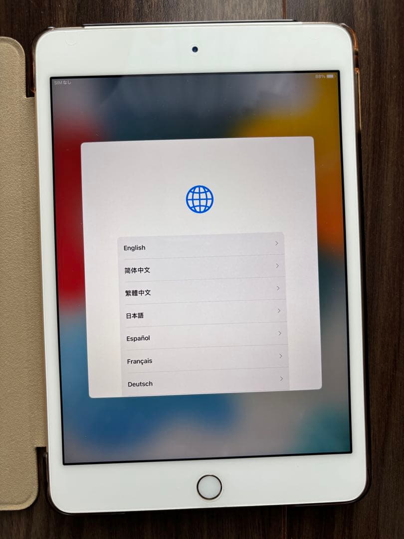 iPad本体 Apple iPad mini 4 64GB Wi-Fi + Cellular