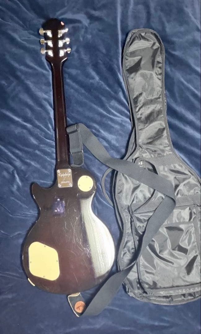 Epiphone Les Paul 100 ヴィンテージ・サンバーストカラー‼️