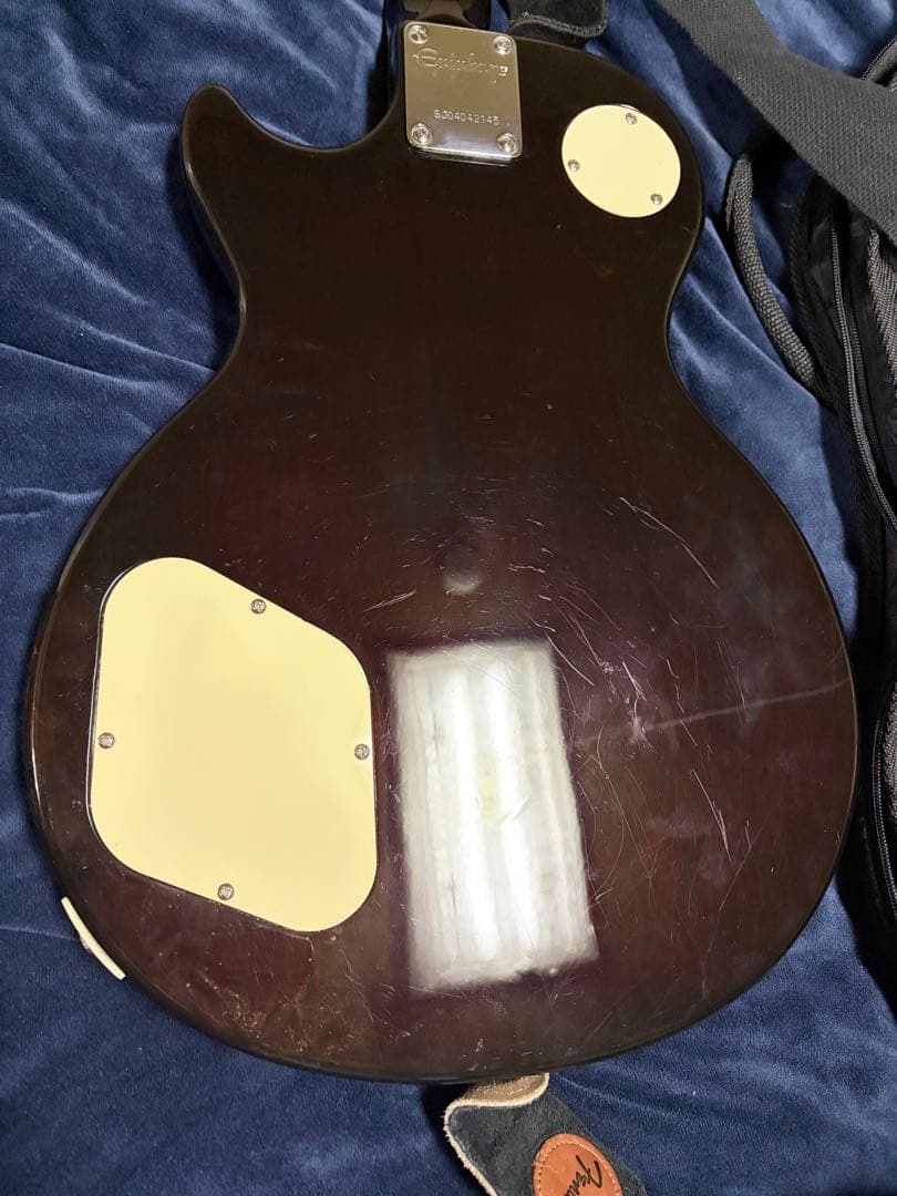 Epiphone Les Paul 100 ヴィンテージ・サンバーストカラー‼️