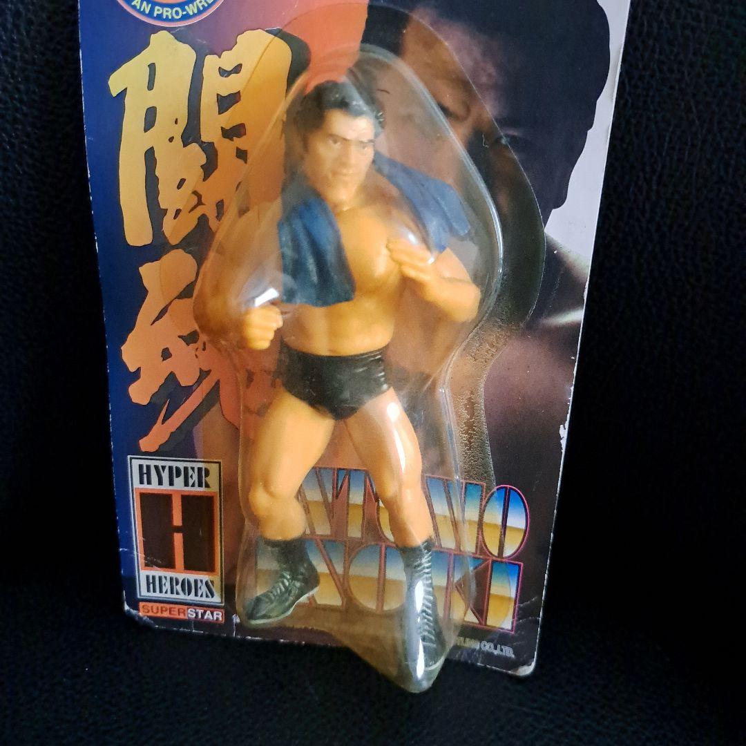 新日本プロレス　スーパースターフィギュア　アントニオ猪木　橋本真也