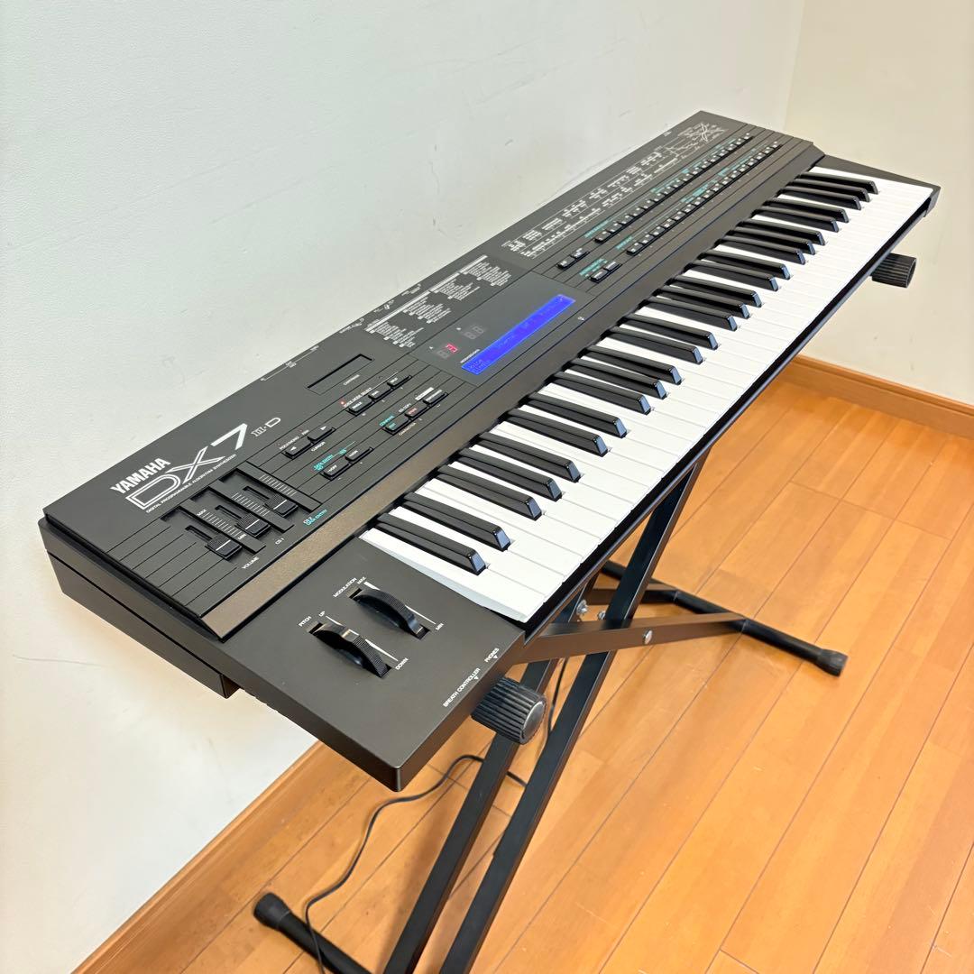 【美品！・動作良好】ヤマハ シンセサイザー DX7 II-D ケース&ROM付属