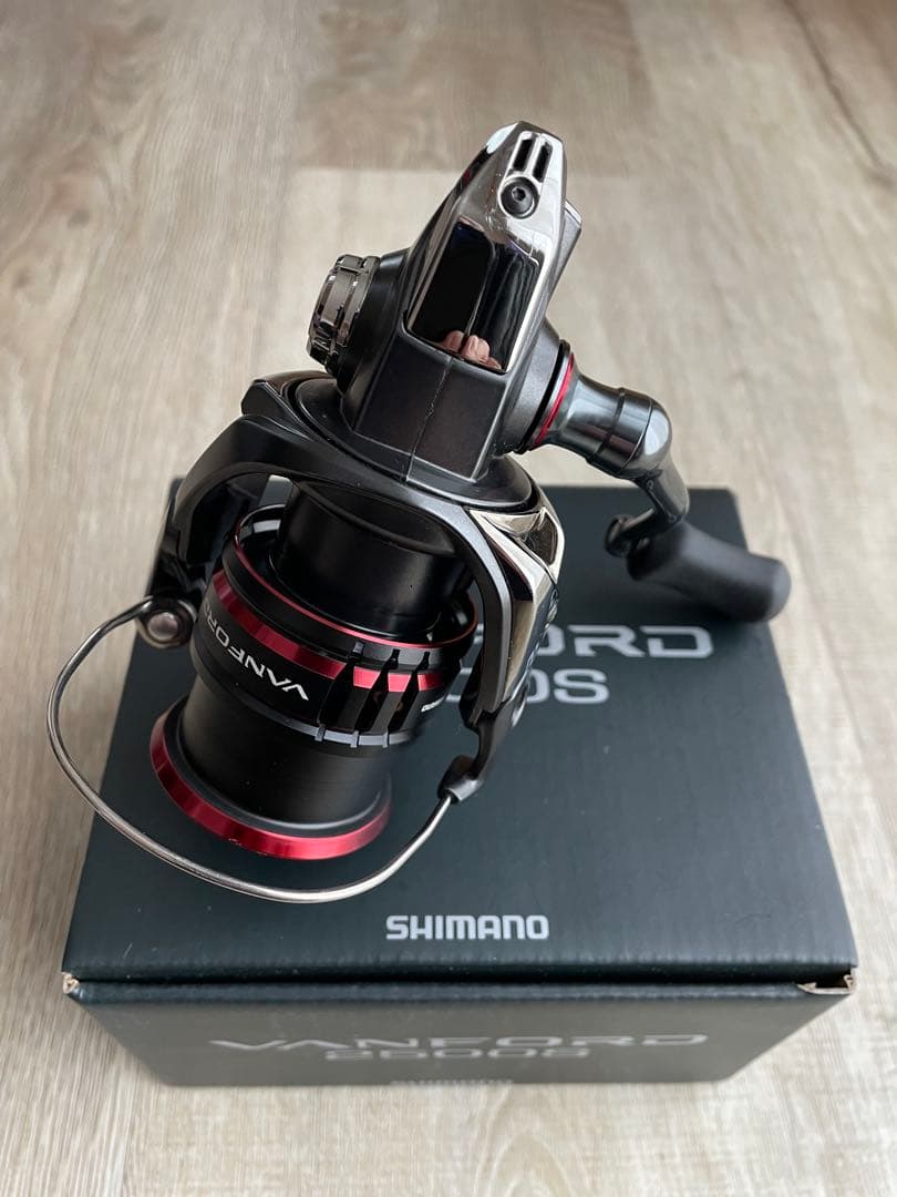 m*A様 SHIMANO 20VANFORD 2500S スピニングリールUSE