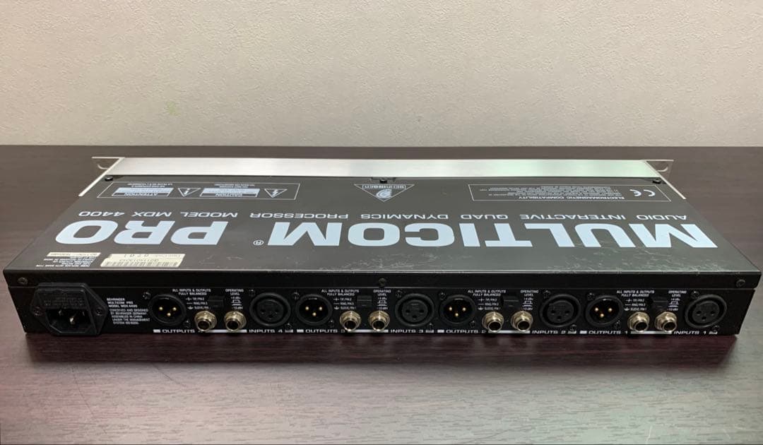 BEHRINGER MDX4400 4chコンプ 音出しOK