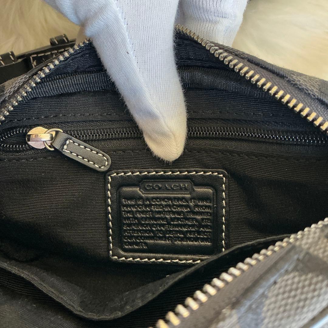 COACHコーチシグネチャー ウエストバッグ サコッシュ ボディバッグ 肩掛け