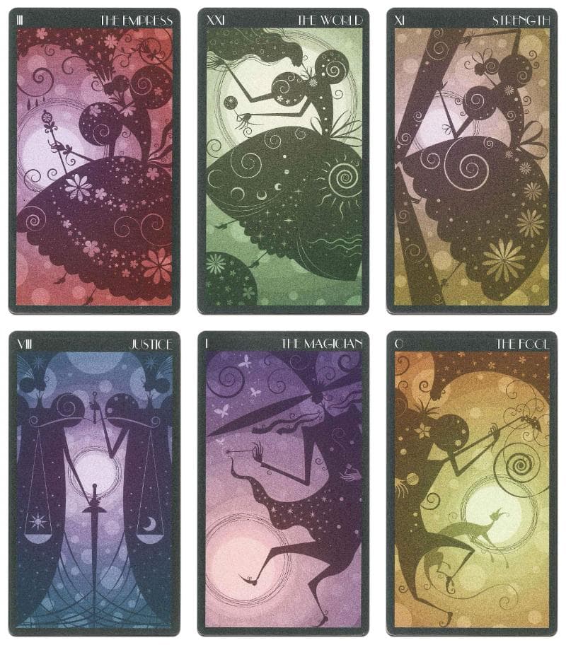 【正規品タロットカード】独特のシルエットデザインの世界観✨月影の魔術師のデッキ
