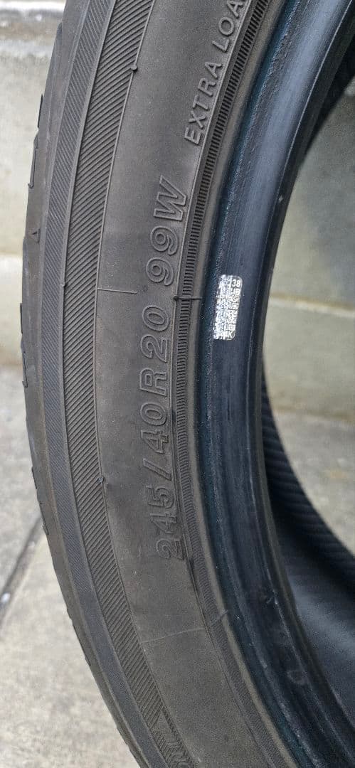 YOKOHAMA245/40/R20 4本セット24年製 バリ山2個口送料込み①