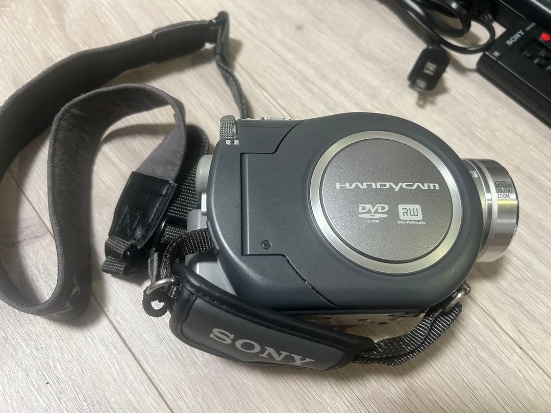 SONY Handycam DCR-DVD 505 4.0メガピクセル 本体