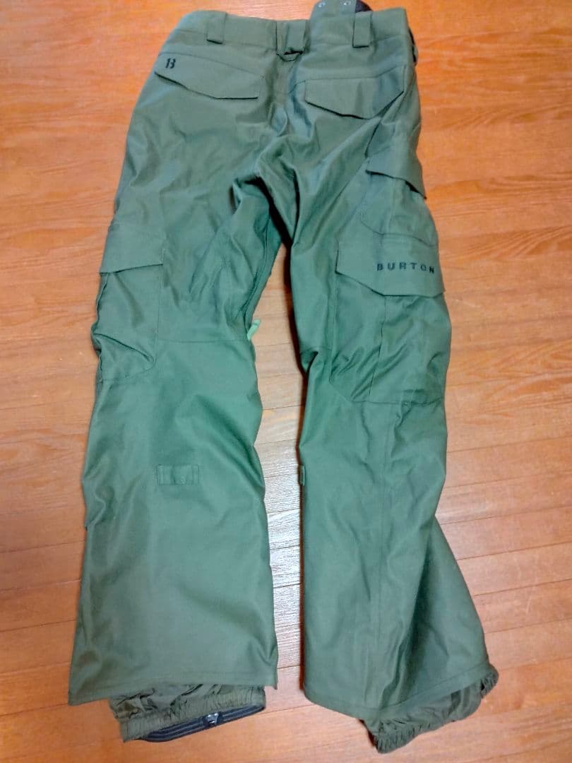 BURTON スノーボードウェア Mサイズ ジャケットとパンツセット