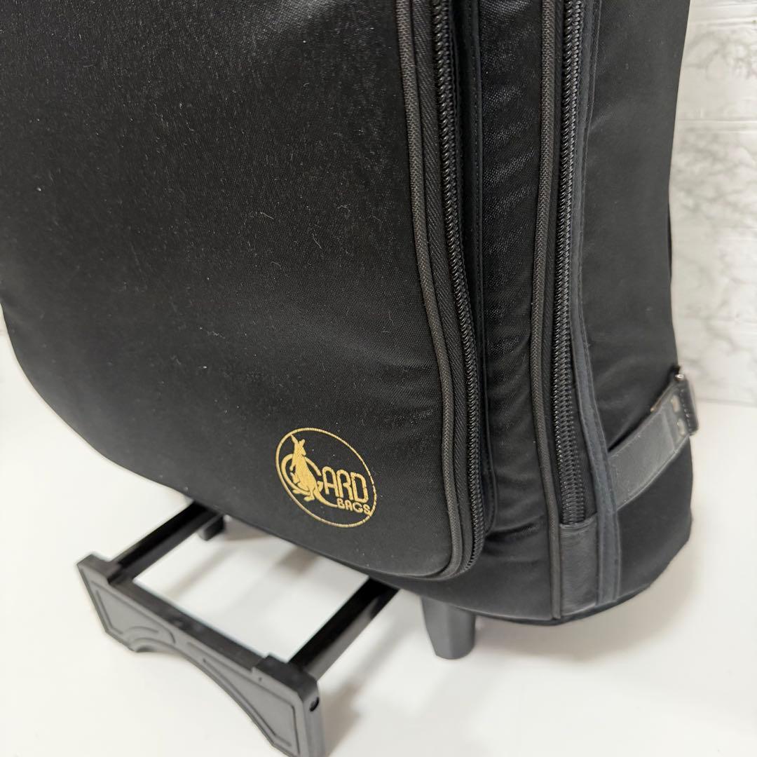 プロ愛用ブランド　GARD BAGS トランペット用 トリプルケース　キャスター