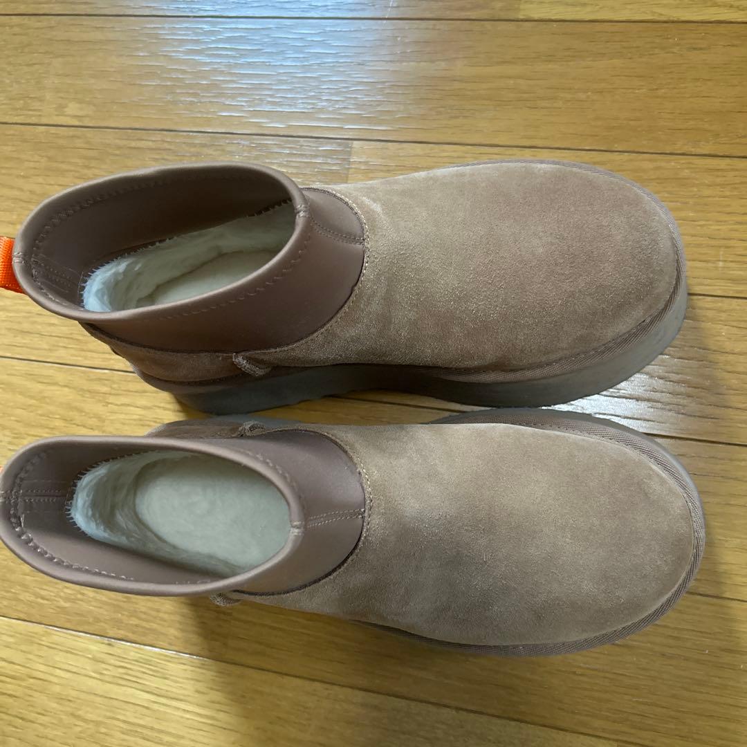 UGG アグ ミニ ディッパー ムートンブーツ ショート丈 靴 厚底 スエード