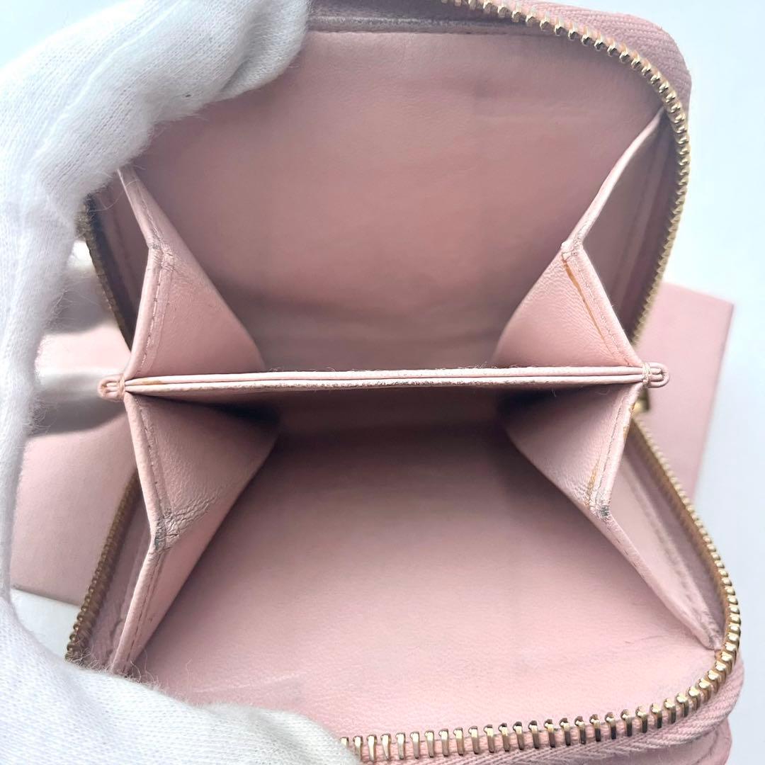 MIU MIU マテラッセ コンパクト ラウンドジップ 財布 箱付き0205-④