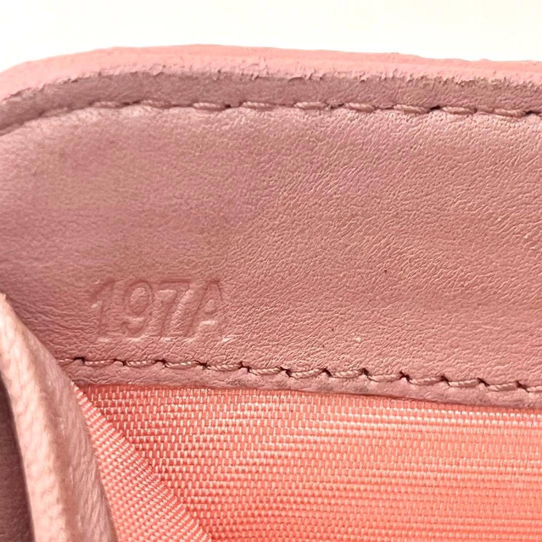 MIU MIU マテラッセ コンパクト ラウンドジップ 財布 箱付き0205-④