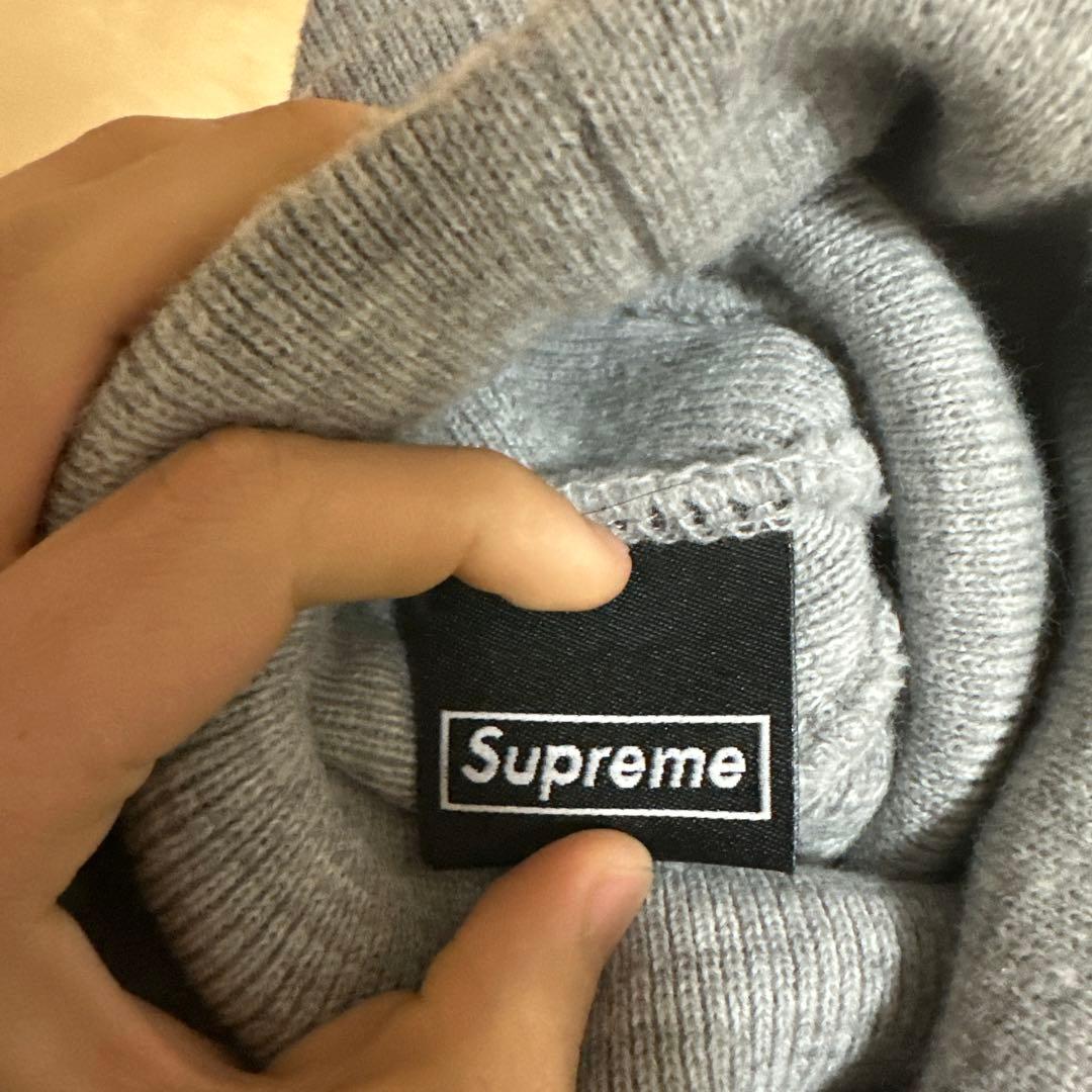 Supreme ボックスロゴ　バンダナ グレー ニット帽・ビーニー
