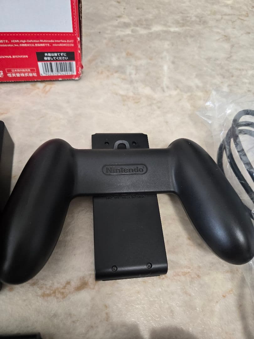 Nintend Switch本体 欠品無しソフト付き