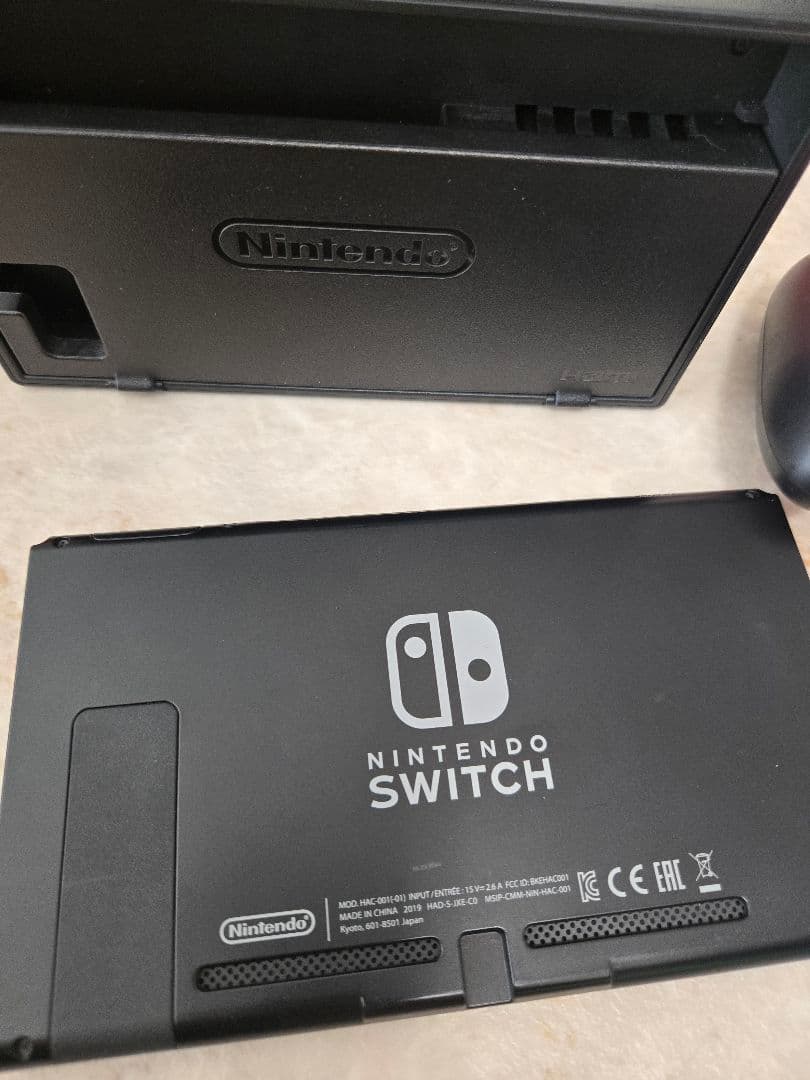 Nintend Switch本体 欠品無しソフト付き