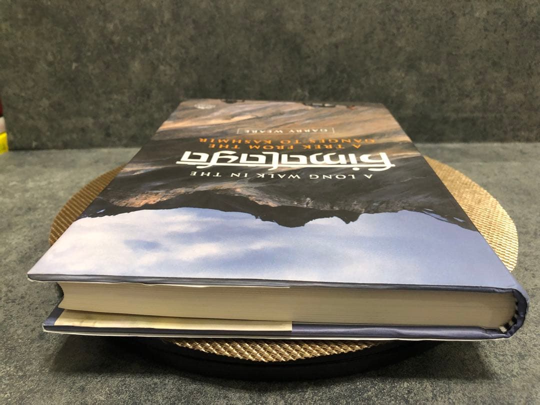 洋書 A Long Walk in the Himalaya Garry Weare