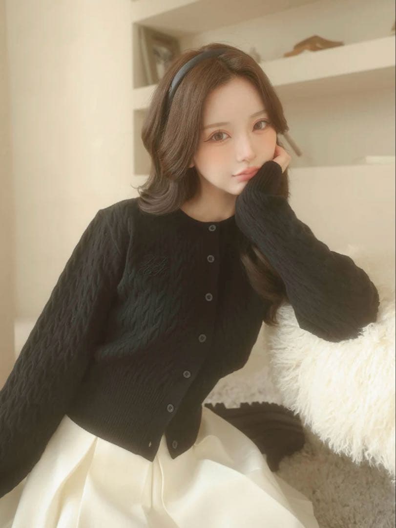 新品・未開封♡Darich♡ナローケーブルニットカーディガン　BLK