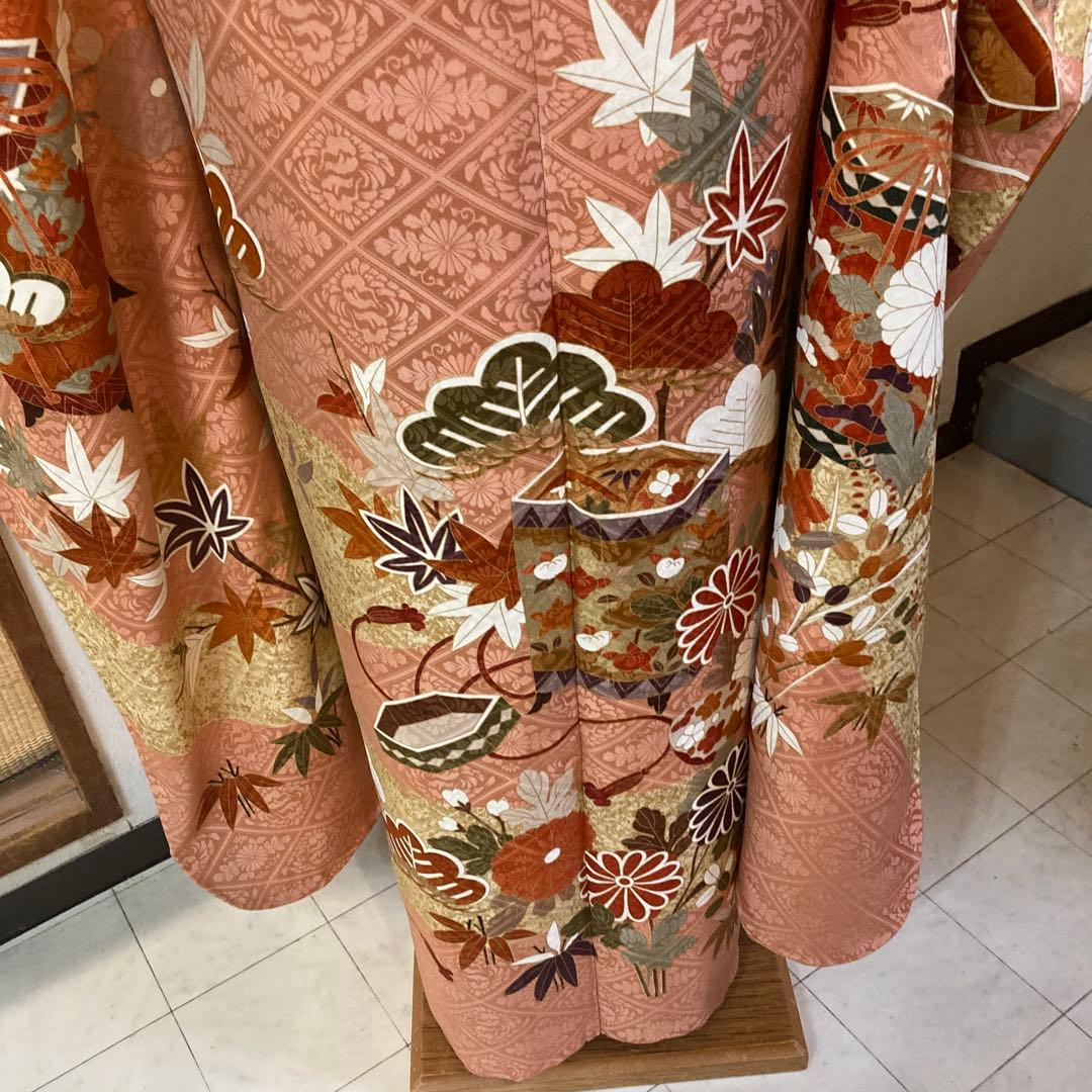 貝桶柄ののサーモンピンクのお振袖(Lサイズ)長襦袢付きフルセット