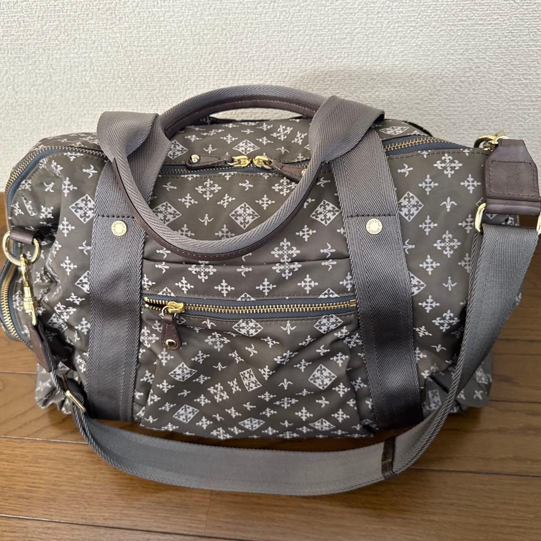 グレー ロゴプリント ボストンバッグ