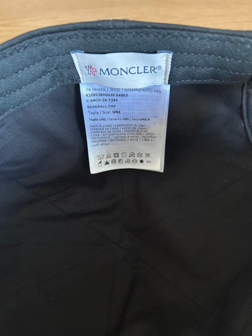 値下げ！MONCLER ブラック ベースボールキャップ