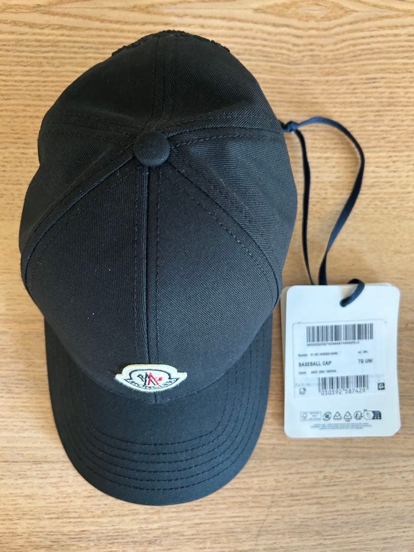 値下げ！MONCLER ブラック ベースボールキャップ