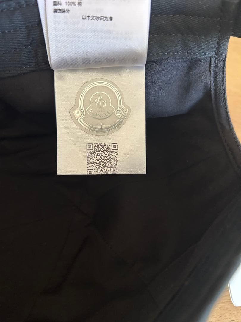 値下げ！MONCLER ブラック ベースボールキャップ