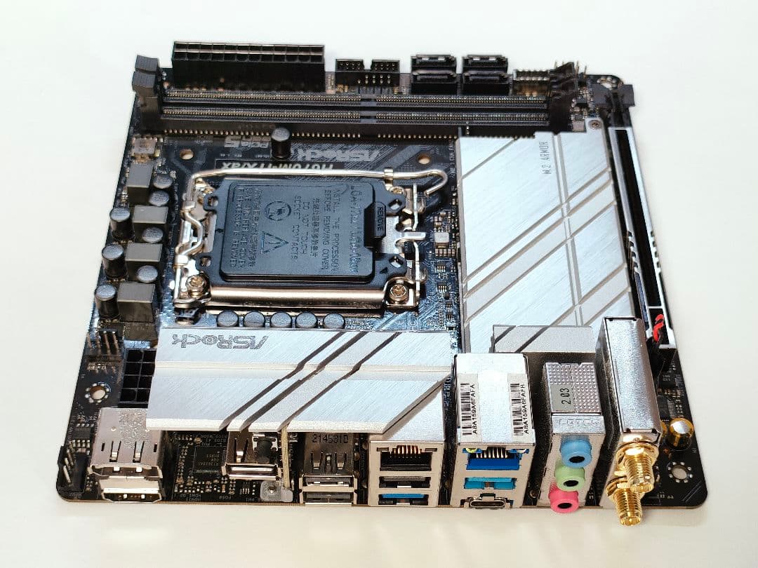 ASRock H670M-ITX/ax | PCIe 5.0対応・14世代対応