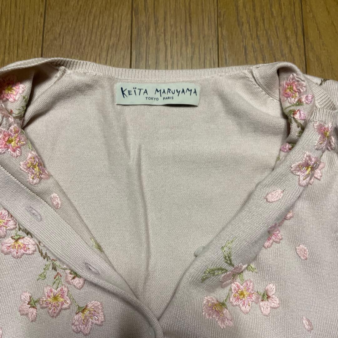 ケイタマルヤマ 桜刺繍カーディガン 淡いピンク