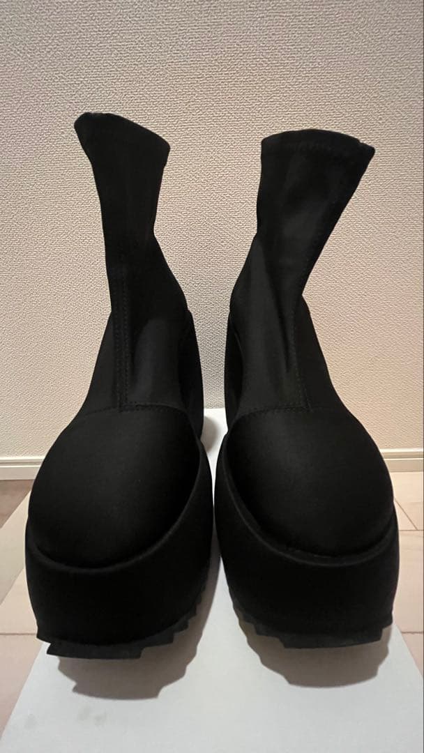 靴 TOKYO BLACK PLATFORM SHORT BOOTS