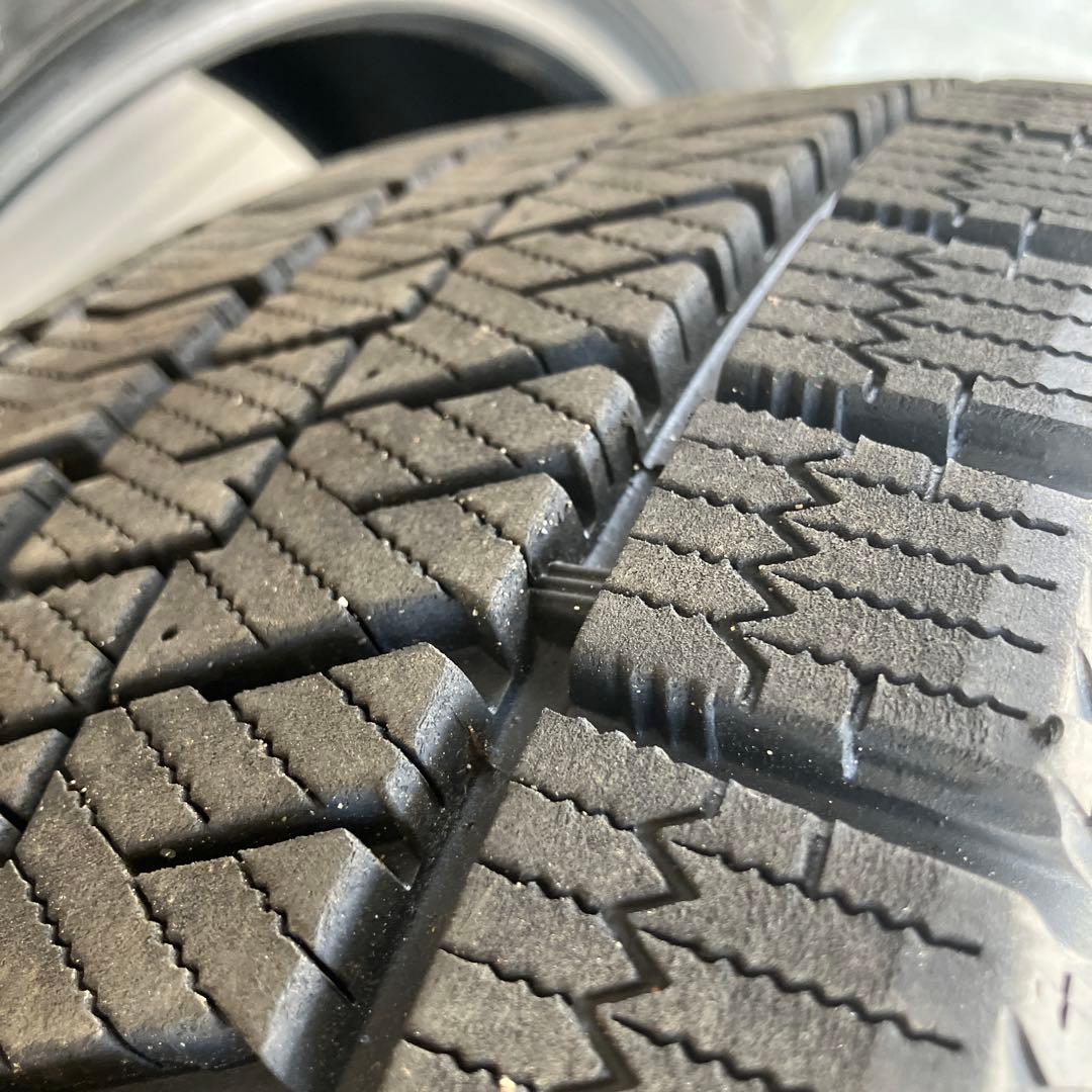スタッドレスタイヤVRX2 2本セットバリ山185／55R-16 2023年製