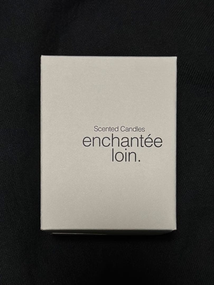enchantée loin. 香水 キャンドル