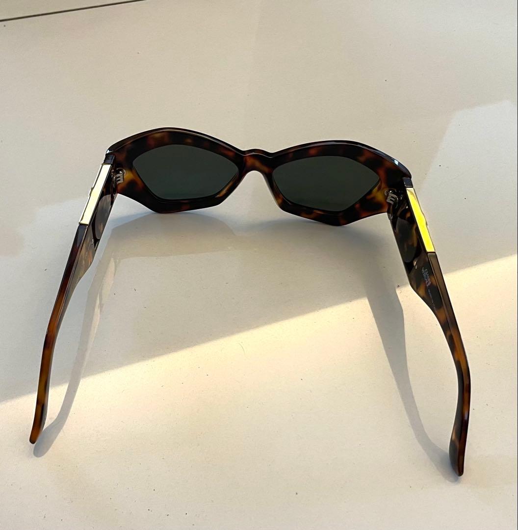 ベルサーチ　VERSACE サングラス　メデューサ