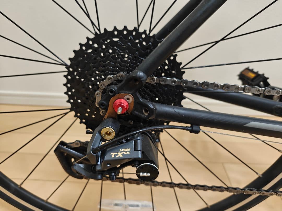 【引取限定】TREK fx3 フルカスタム　カーボンパーツ多数　通勤快速