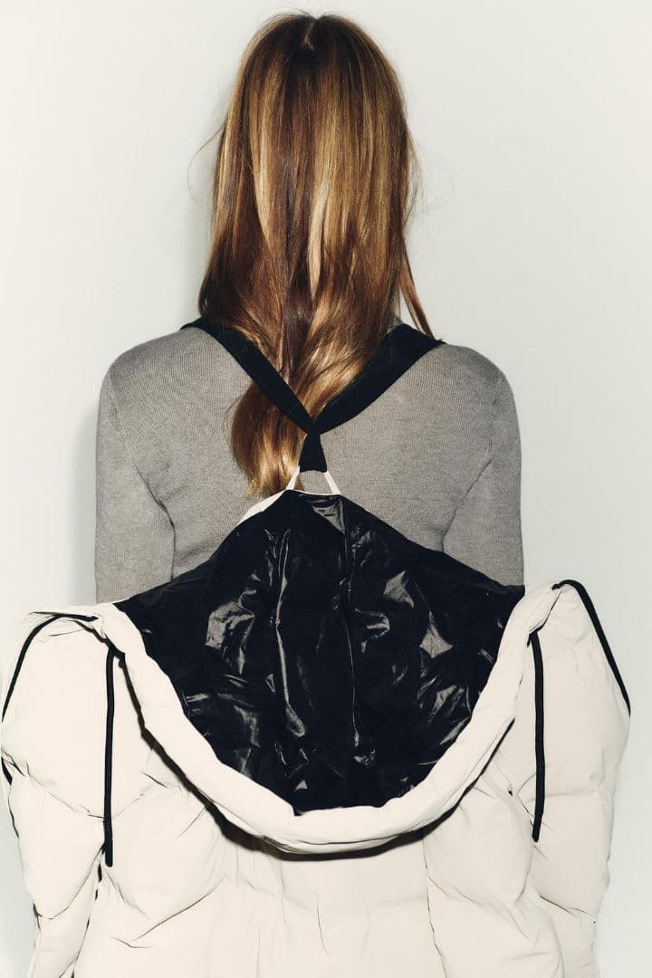 【新品タグ付】ZARA ウィンドプルーフフード付ロングラバー加工アノラックXXL