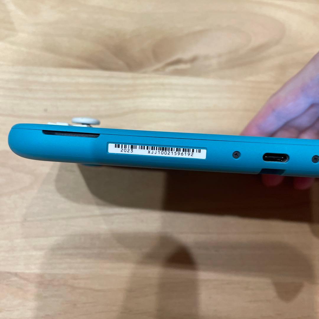 Nintendo SwitchLite ターコイズ