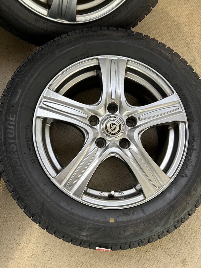 ブリザックVRX3 205/60R16 スタッドレスホイールセット