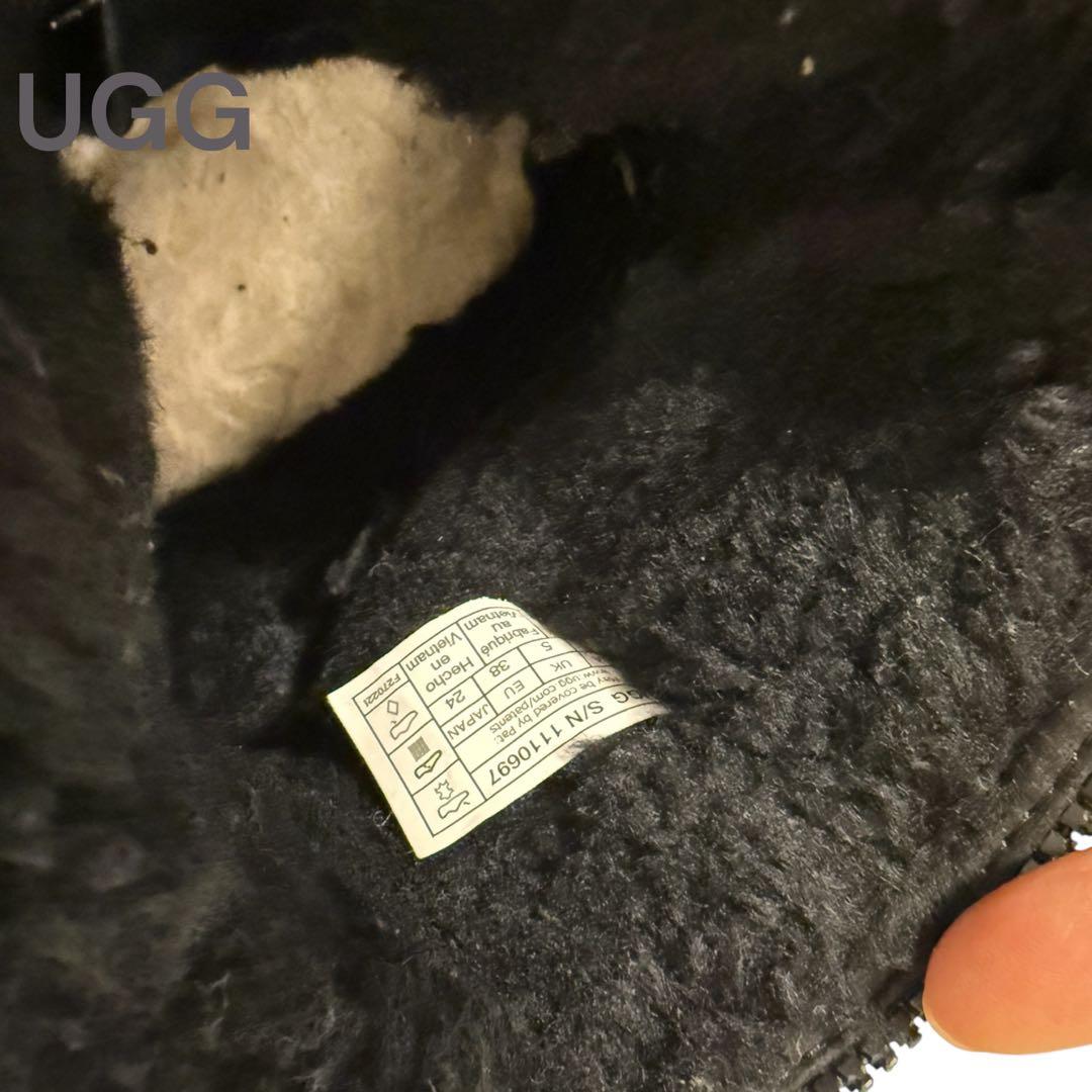 UGG■ボア■ショートブーツ■ジップアップ　W7