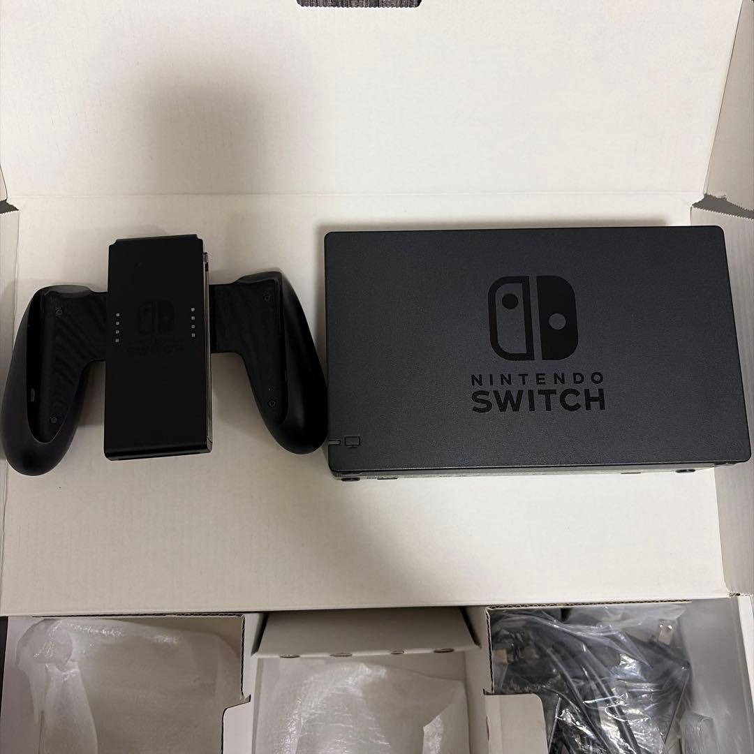 Nintendo Switch 本体 グレー 2019年版　ケース付き