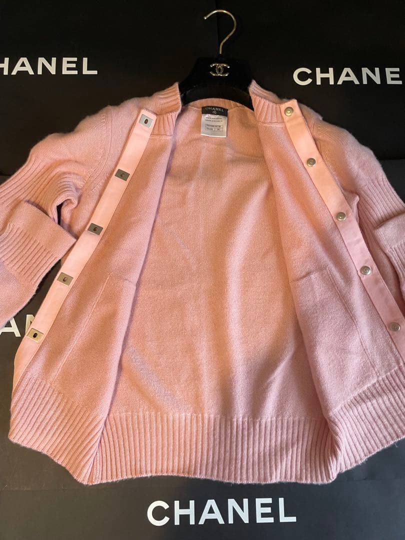 CHANEL ターンロックカーディガン　ピンクお値下げ♡最終　桜舞い散る