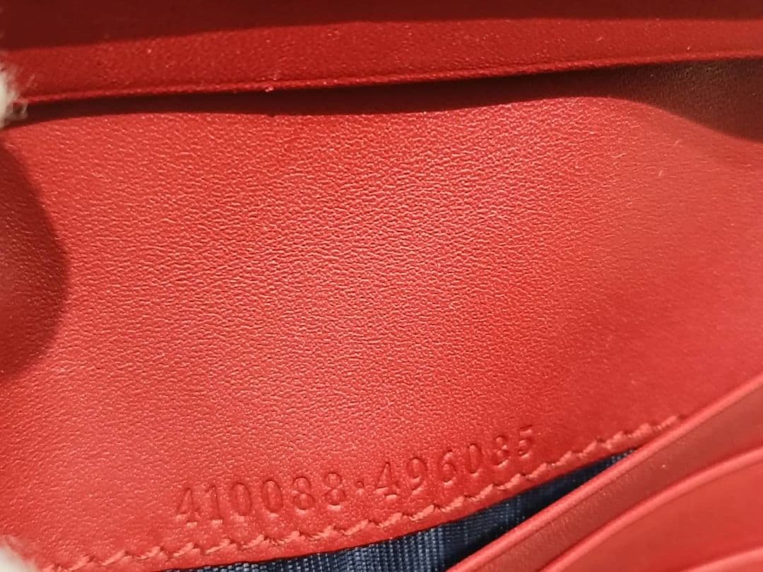 【のすけ】【美品】GUCCI　グッチ　折り財布　ブルームス　花柄
