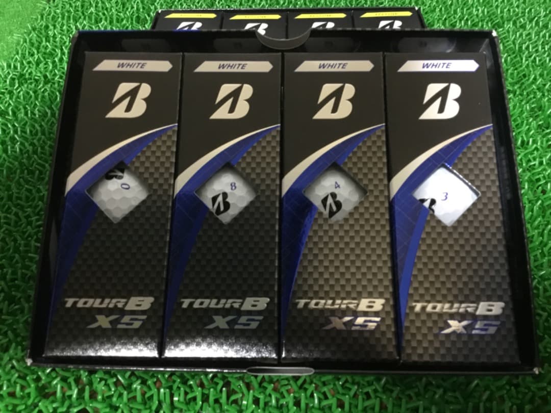 ツアーB XS ボール新品２４個　２０２４モデル