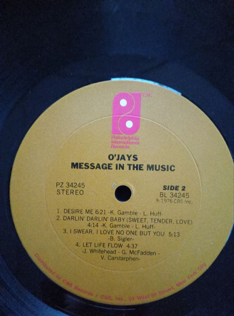 THE−OJAYS/MASSAGE−IN−THE−MUSIC/LP盤レコード。