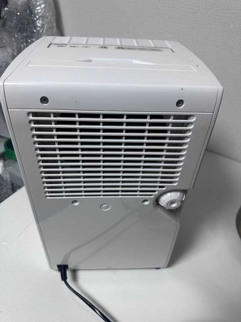 アイリスオーヤマ 衣類乾燥除湿機IJC-J56-W 2022年