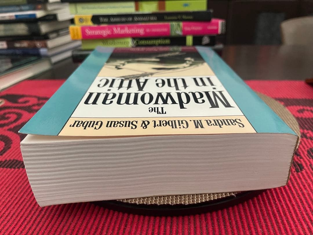 洋書 The Madwoman in the Attic