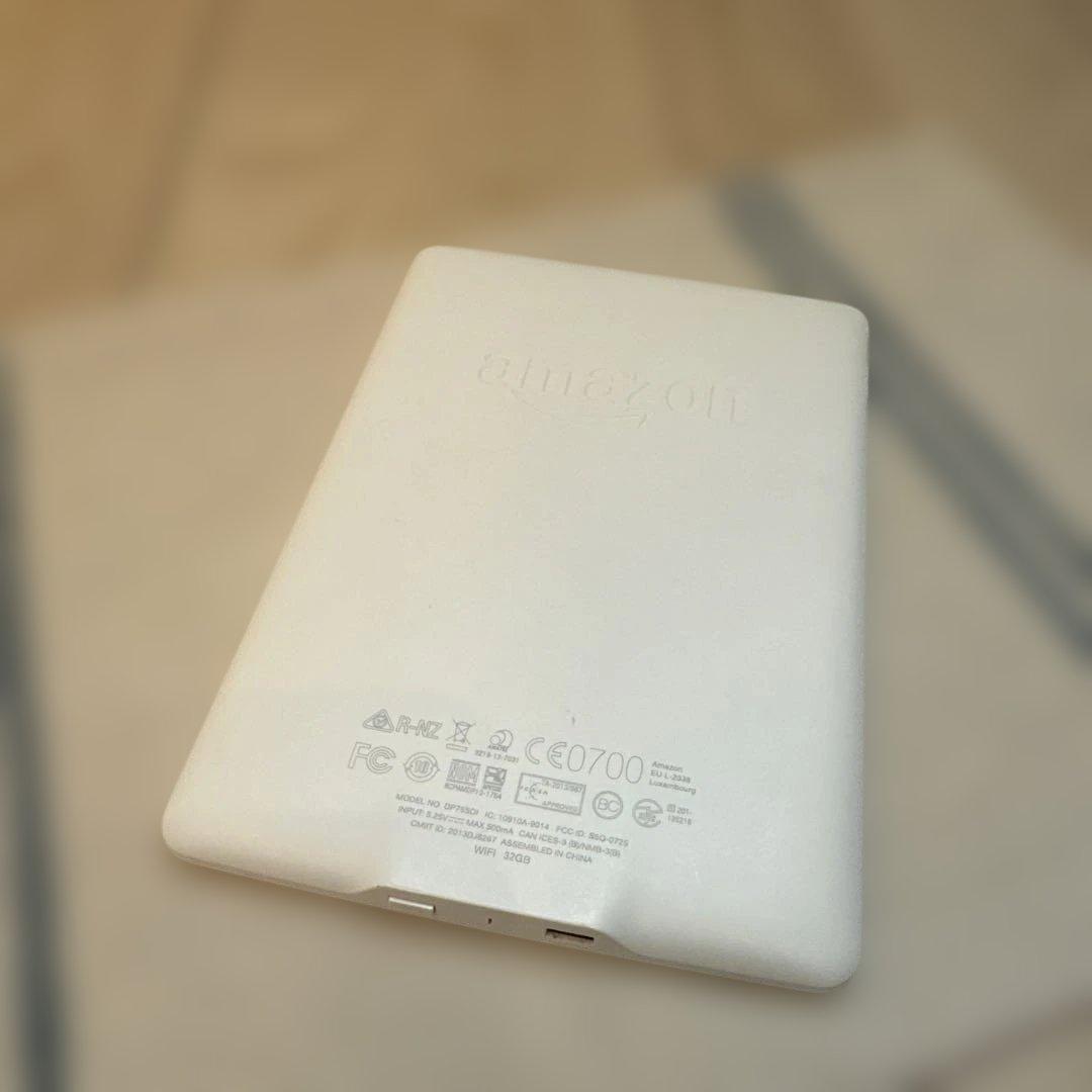 Amazon Kindle paper white 32GB 広告無本体
