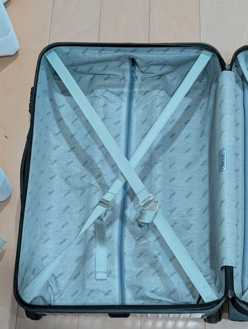 リモワ Rimowa スーツケース ブラック 60L