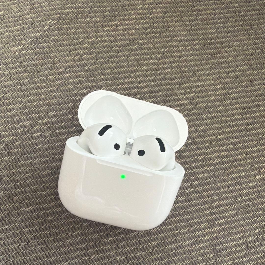 イヤホン Apple AirPods 4