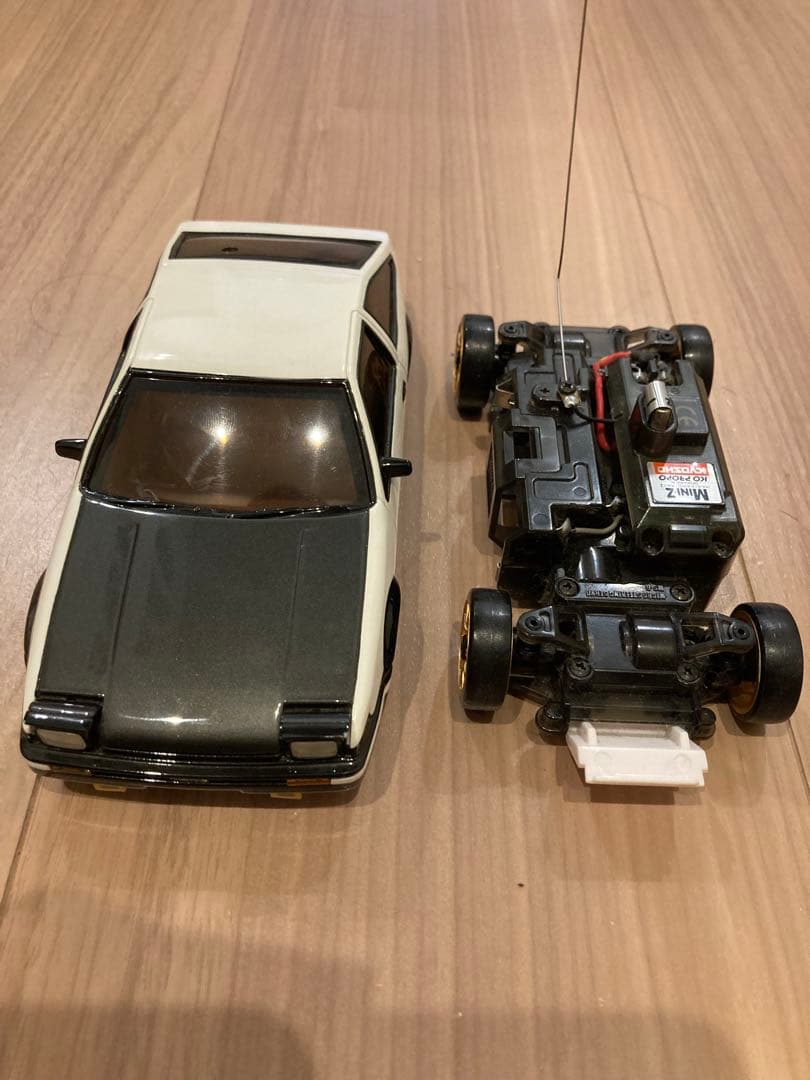 mini-z ミニッツ AWD トヨタ AE86 頭文字D ドリフト仕様