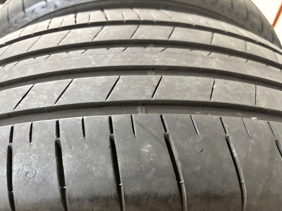 ブリヂストン ALENZA 001 タイヤ 235/50R20 100W 4本